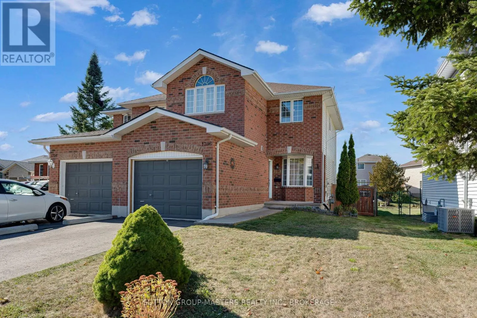 1396 THORNWOOD CRESCENT