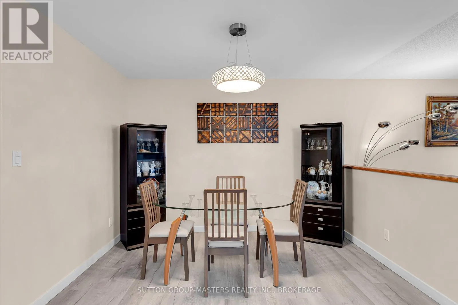 1396 THORNWOOD CRESCENT
