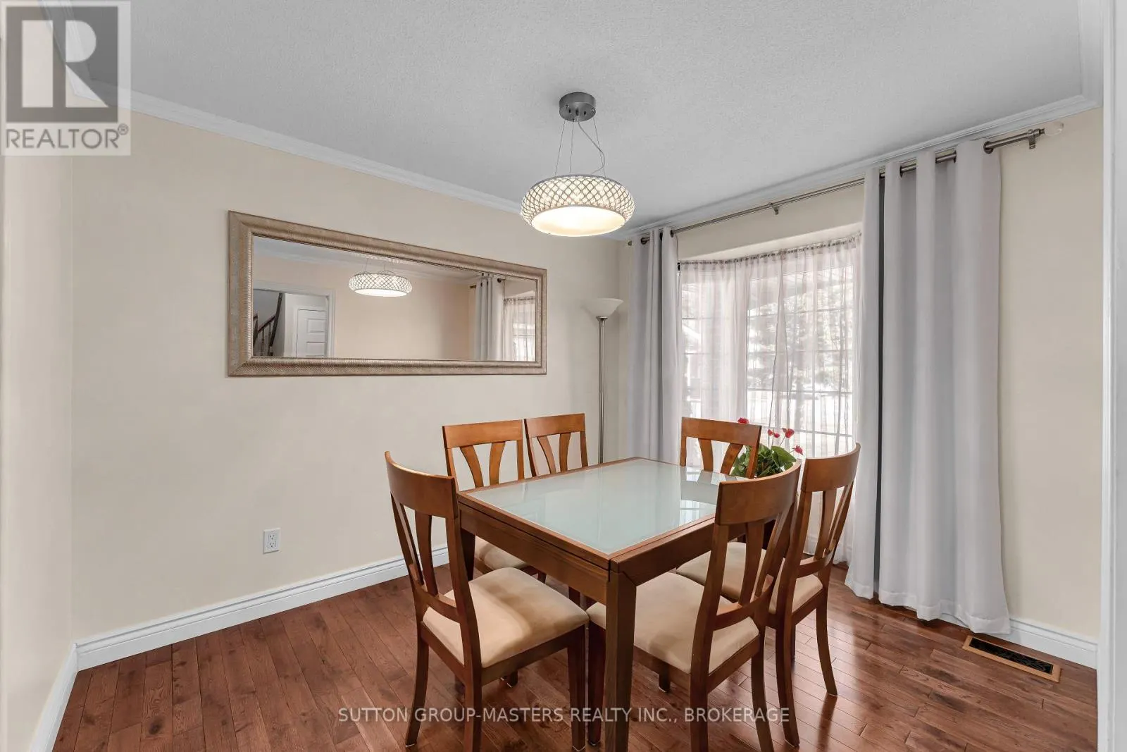 1396 THORNWOOD CRESCENT