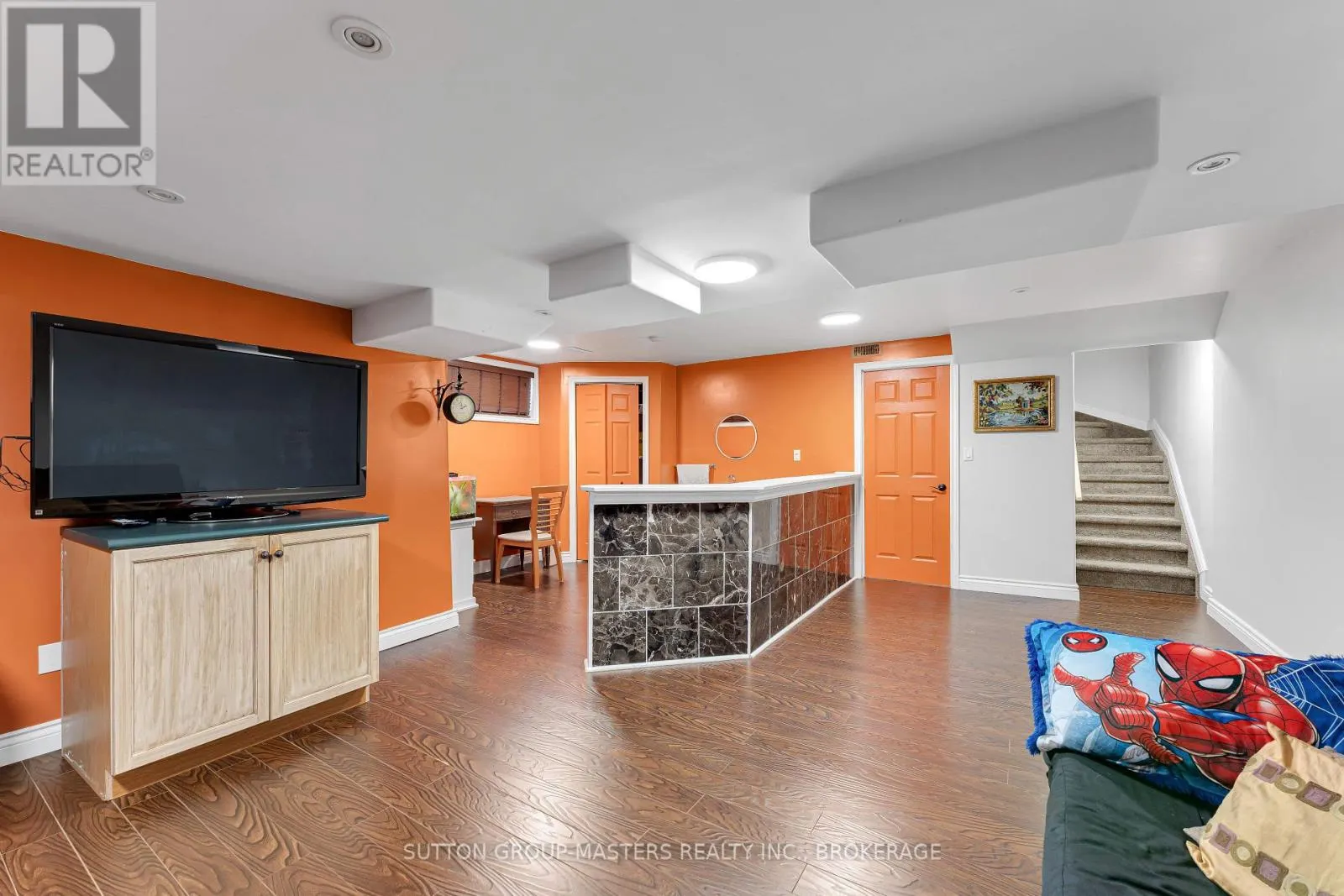 1396 THORNWOOD CRESCENT