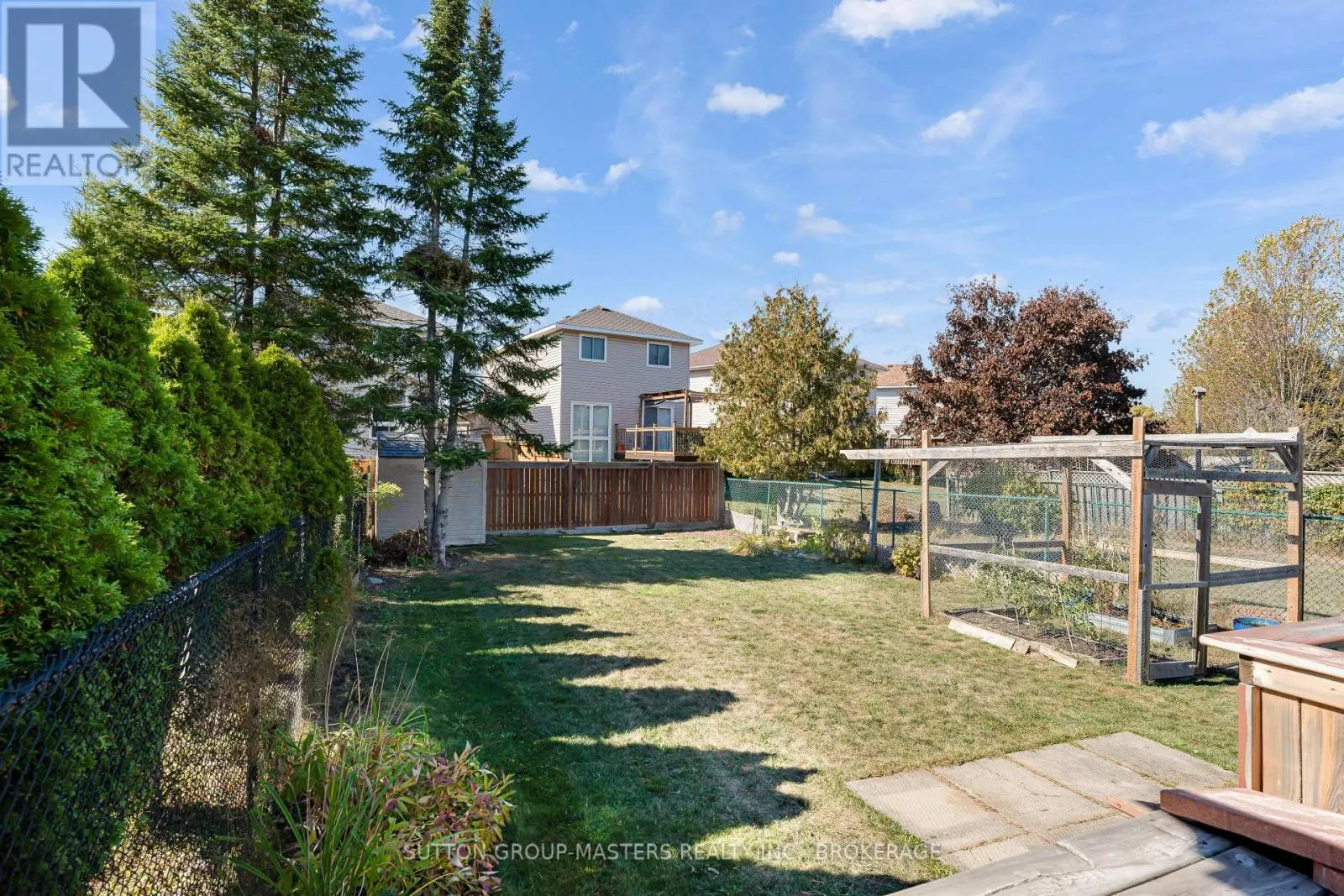 1396 THORNWOOD CRESCENT