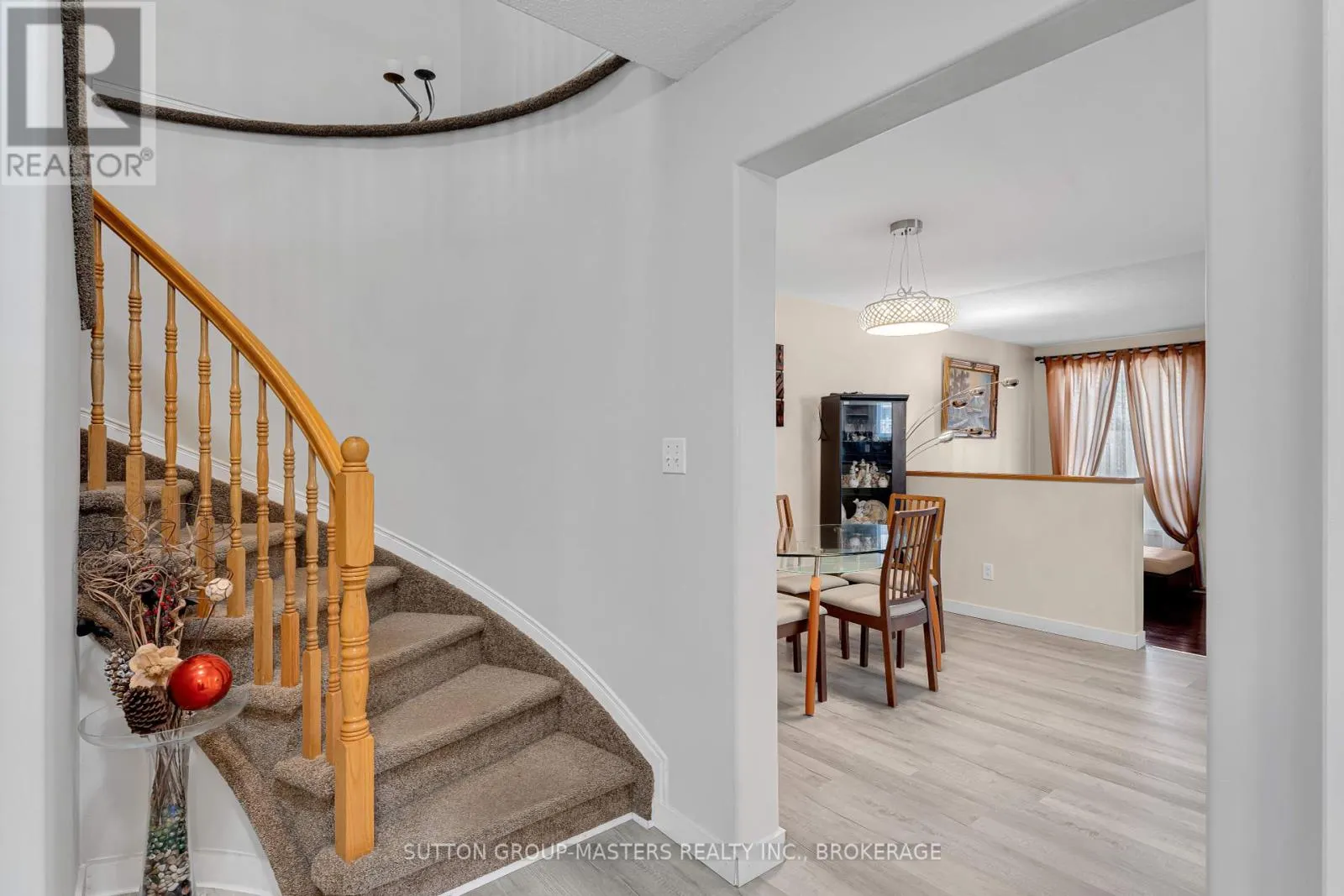 1396 THORNWOOD CRESCENT