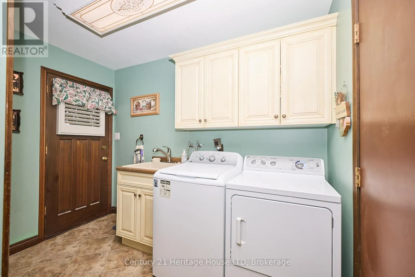 3466 RIVER TRAIL