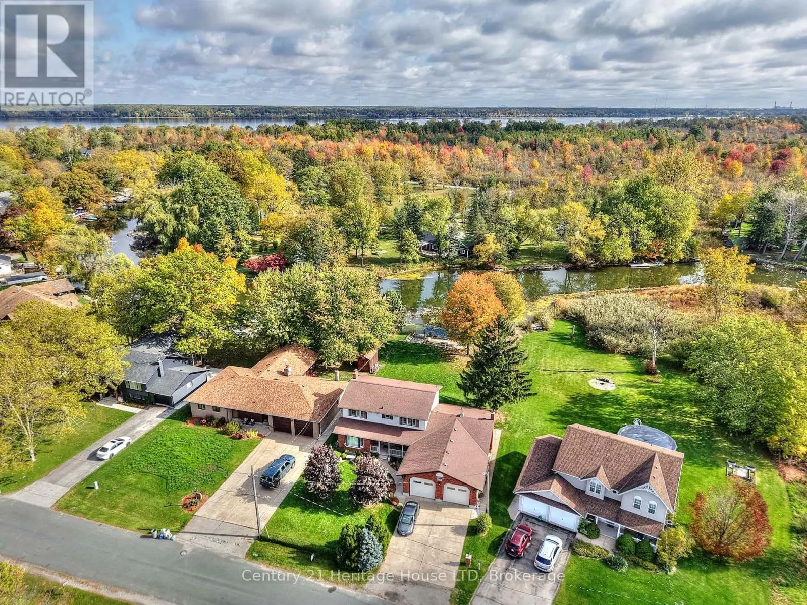 3466 RIVER TRAIL