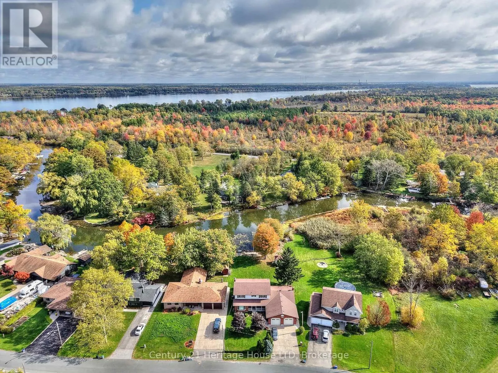 3466 RIVER TRAIL