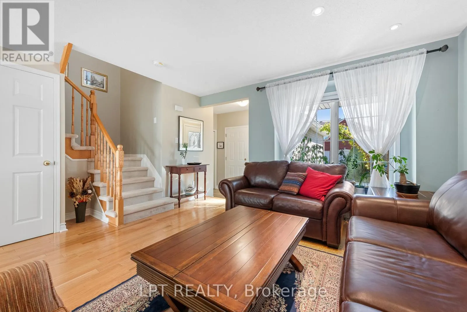16 CALAVERAS AVENUE