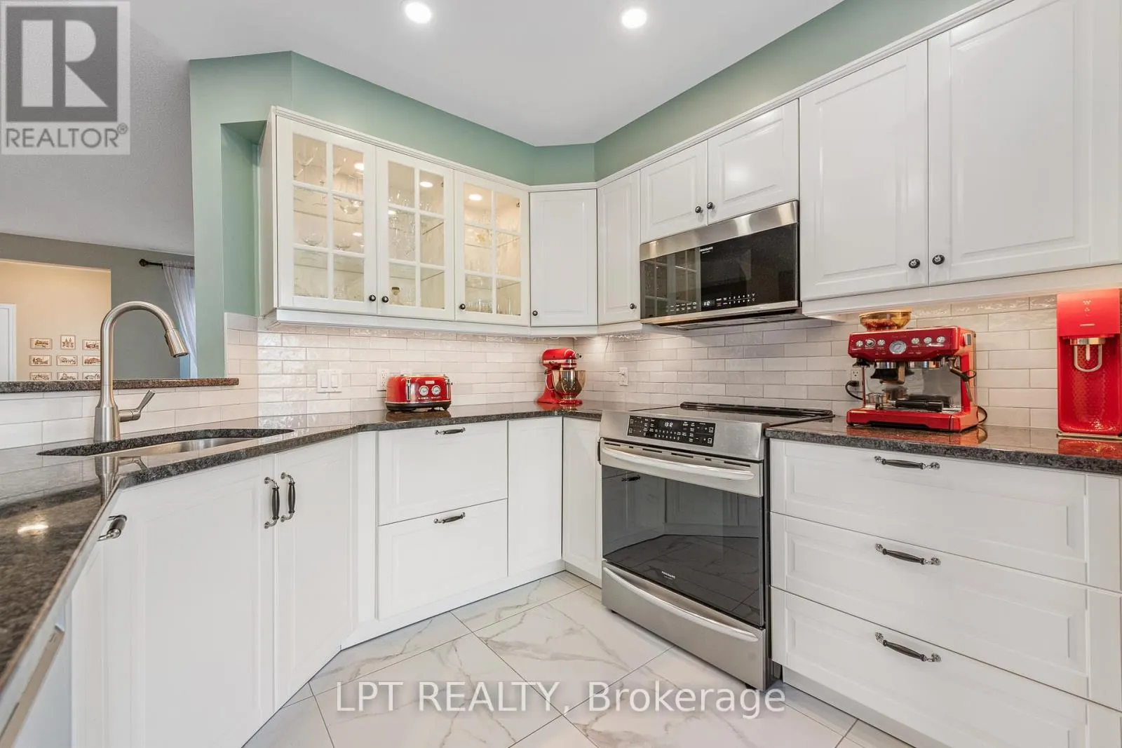 16 CALAVERAS AVENUE