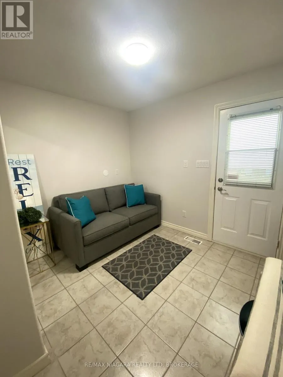 4875 FIRELANE 18