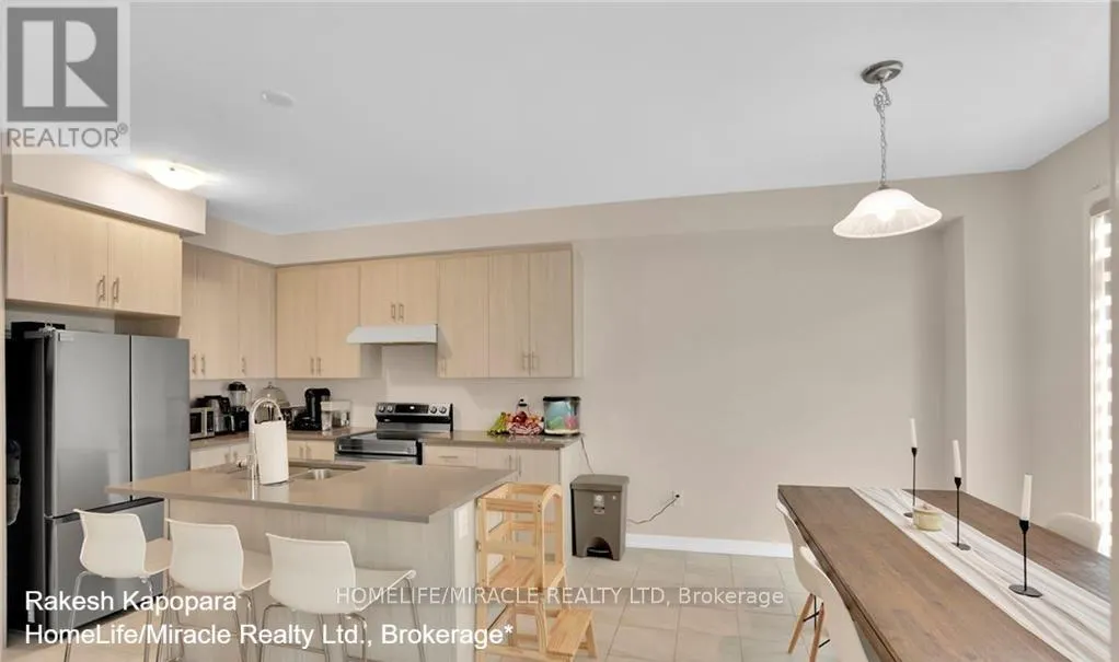99 SUNFLOWER CRESCENT