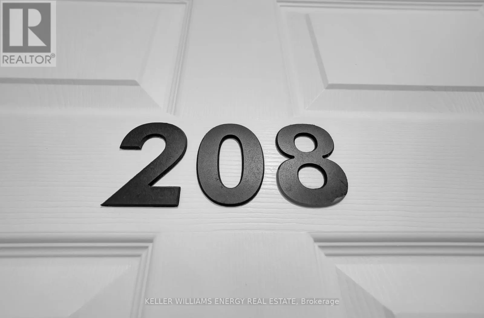 208 - 841 BATTELL STREET, #208