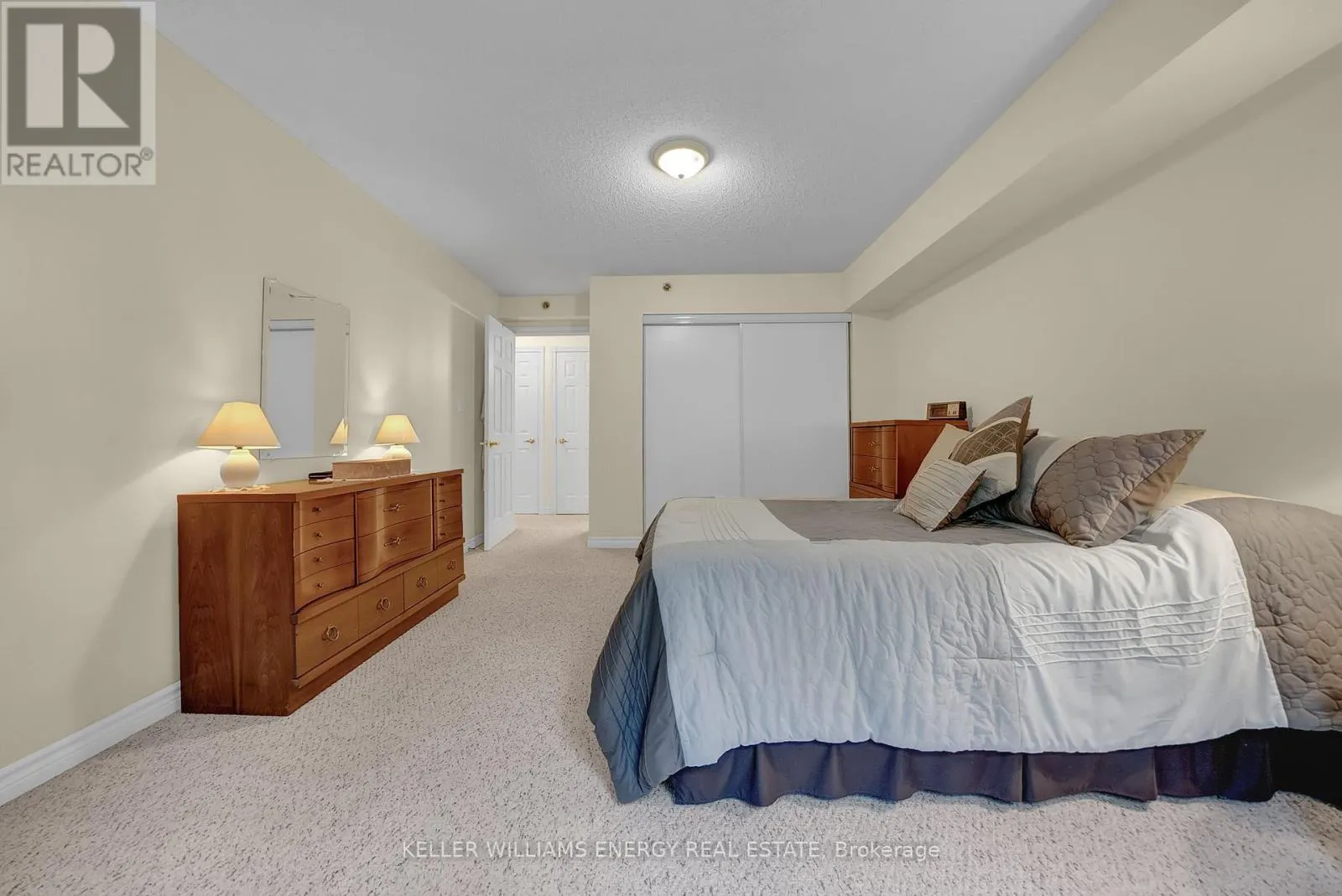 208 - 841 BATTELL STREET, #208