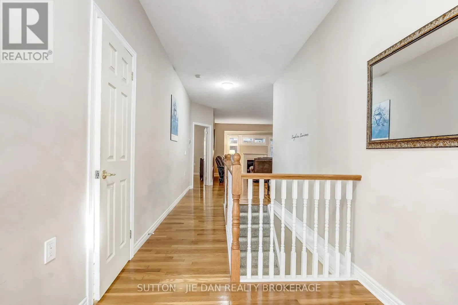 23 - 1574 RICHMOND STREET, #23