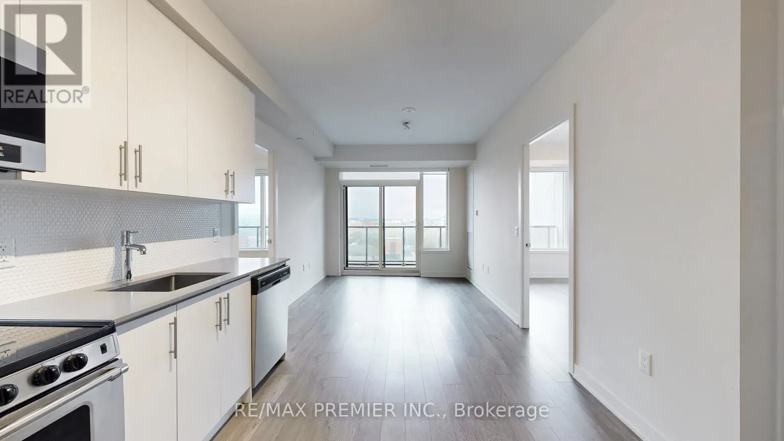 922 - 212 KING WILLIAM STREET