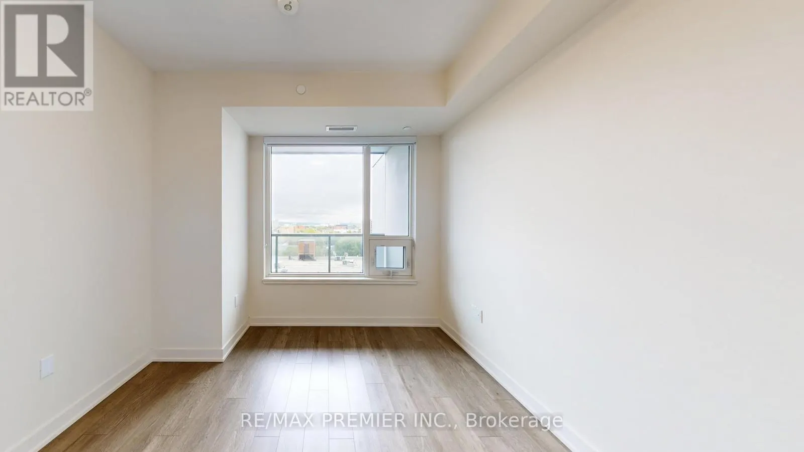 922 - 212 KING WILLIAM STREET