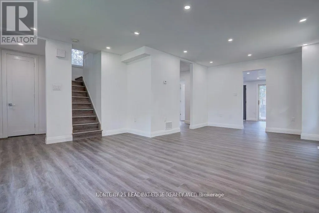 18 RITCHIE AVENUE
