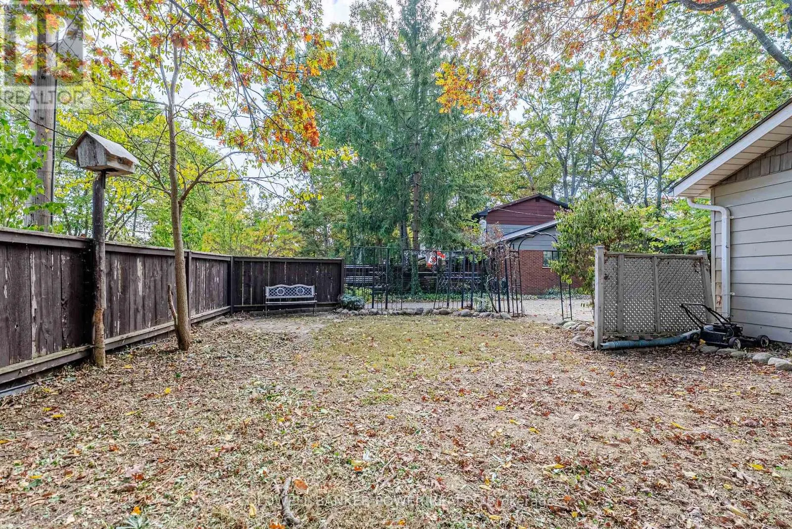 370 HAZEL AVENUE