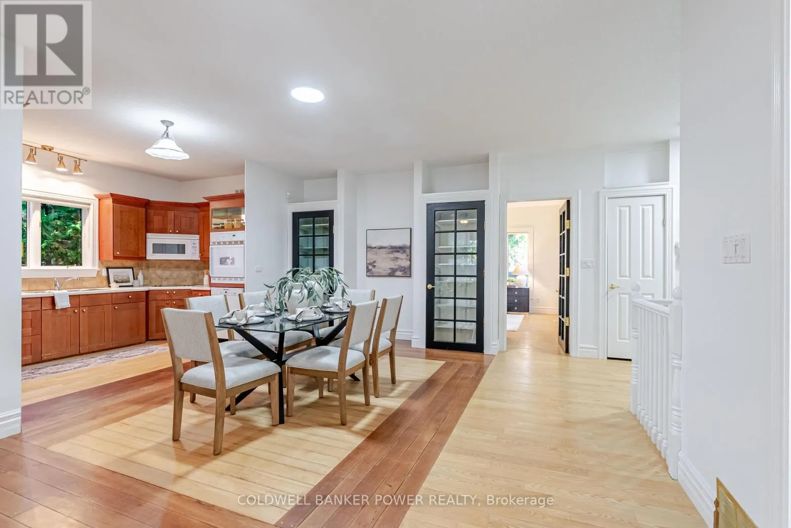 370 HAZEL AVENUE