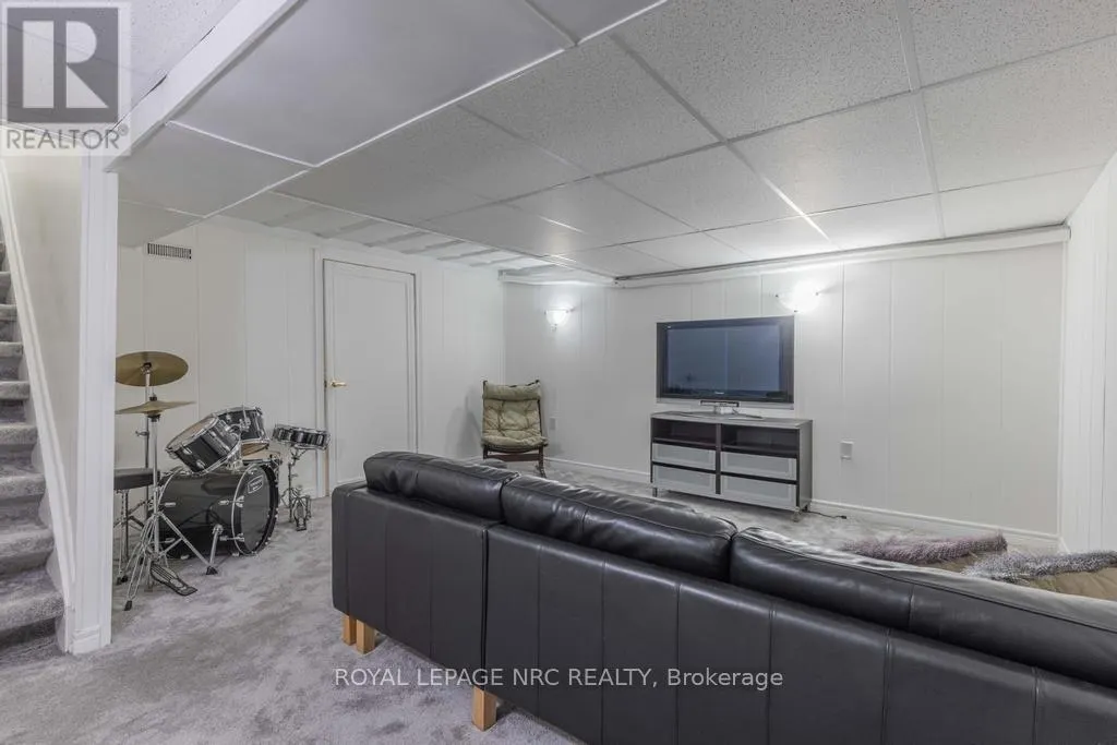 40 - 151 LINWELL ROAD, #40