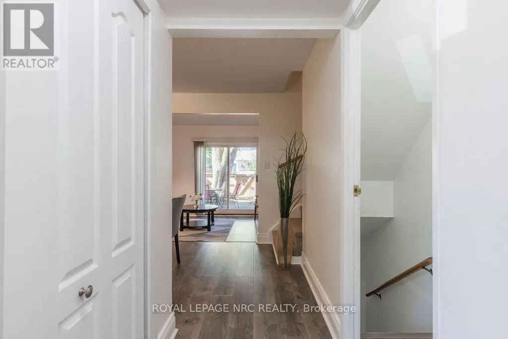 40 - 151 LINWELL ROAD, #40