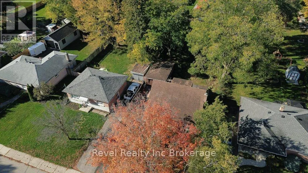 46 AILEEN DRIVE