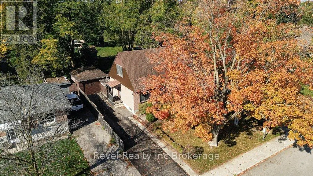 46 AILEEN DRIVE