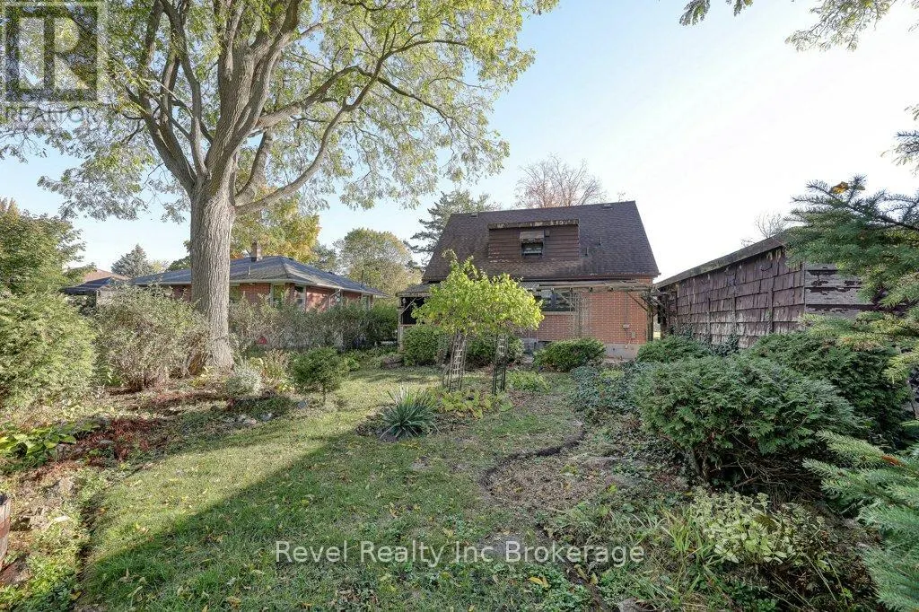 46 AILEEN DRIVE