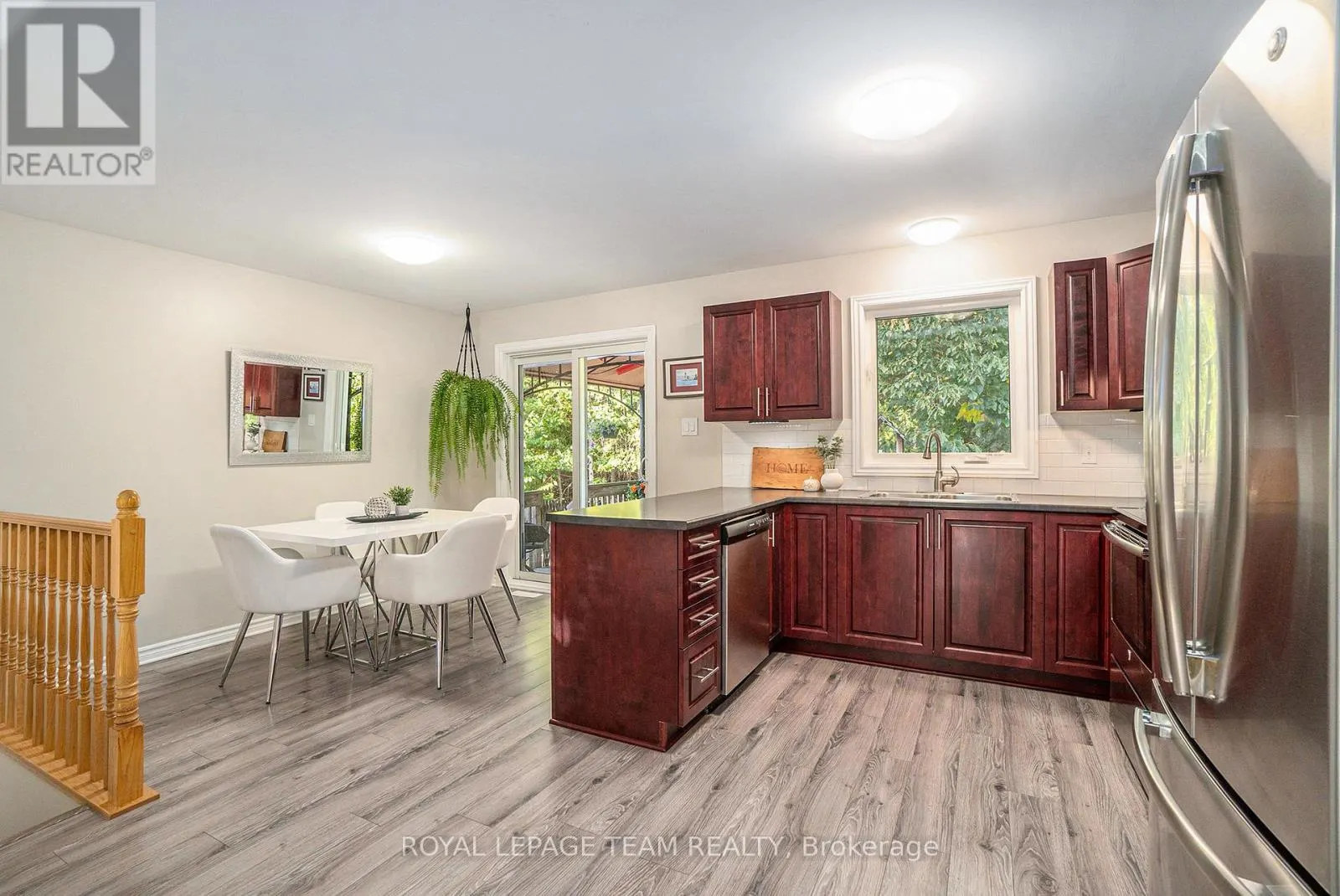 2025 RICHMOND ROAD