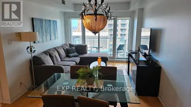 2303 - 242 RIDEAU STREET