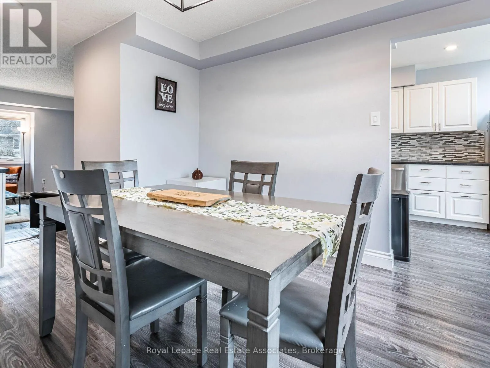 8 - 310 CHRISTOPHER DRIVE
