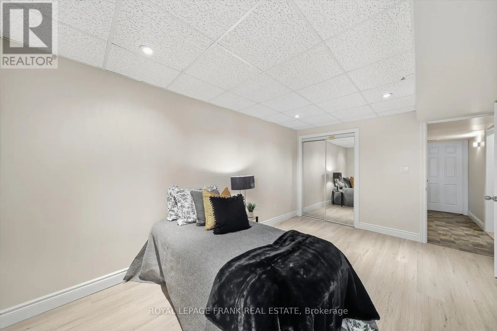 34 RIVERVIEW ROAD