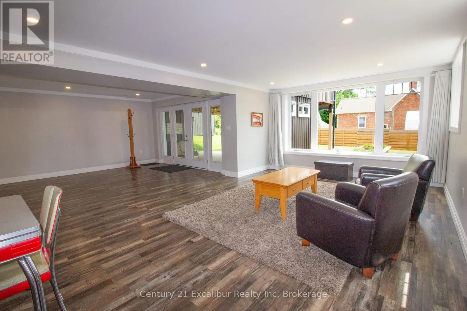 566 ST. PATRICK STREET E