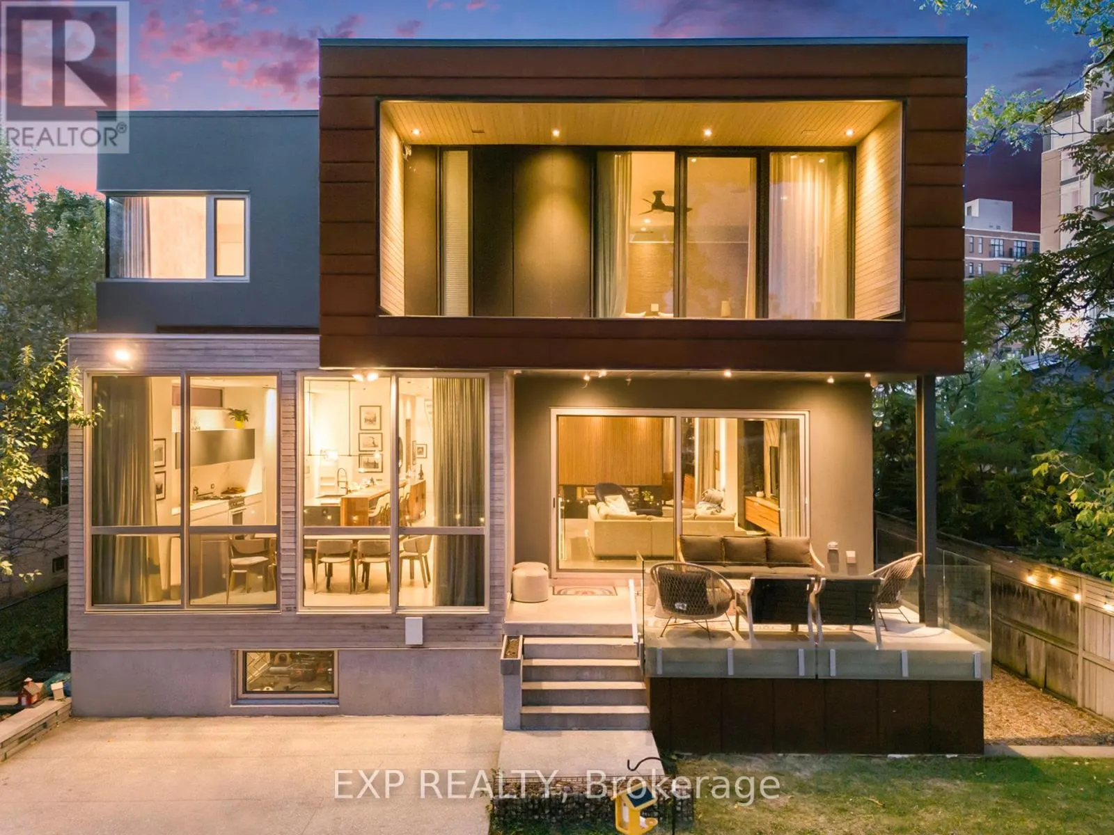 608 BYRON AVENUE