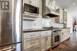 1615 WICKERSON GATE