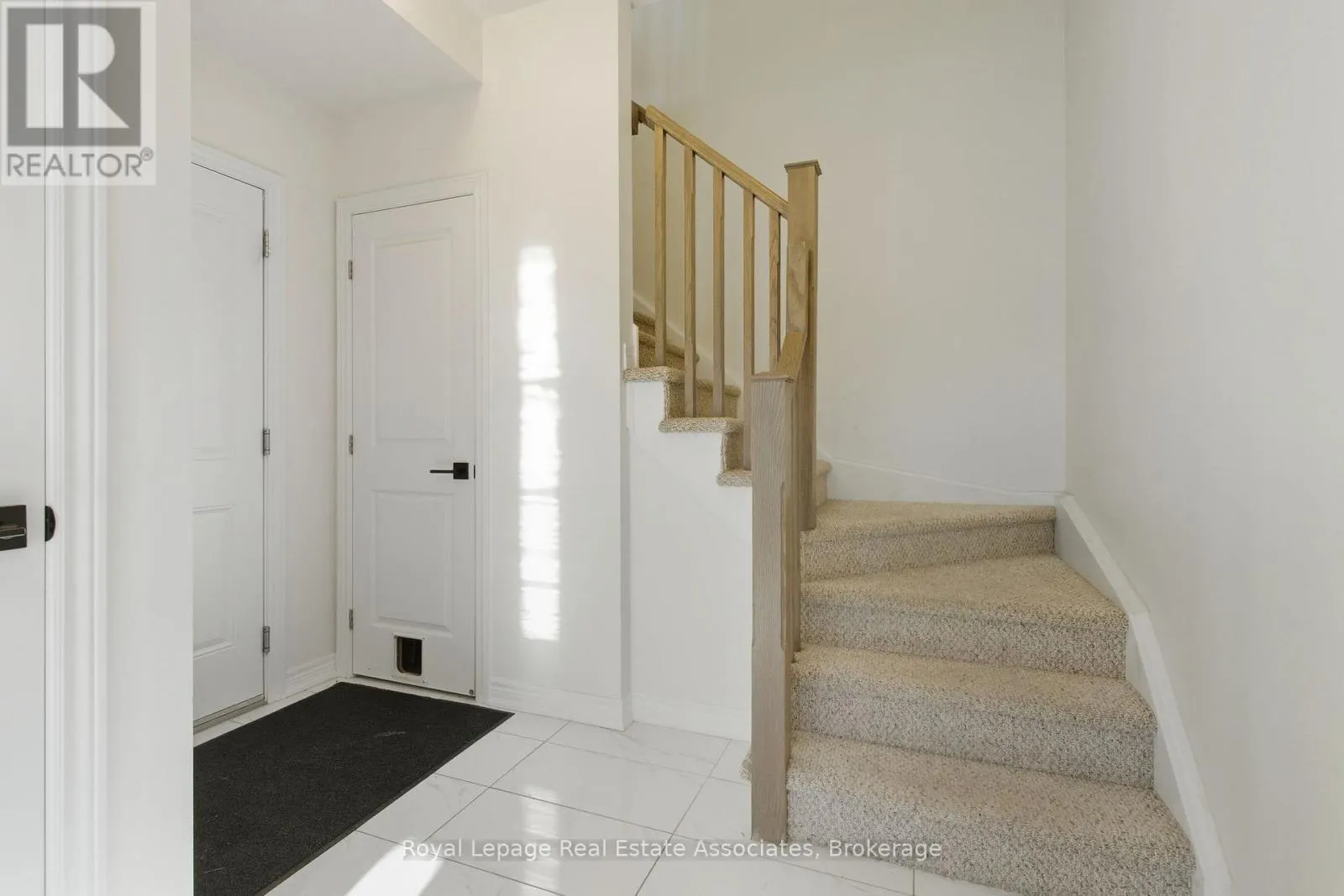 7 - 299 SKINNER ROAD