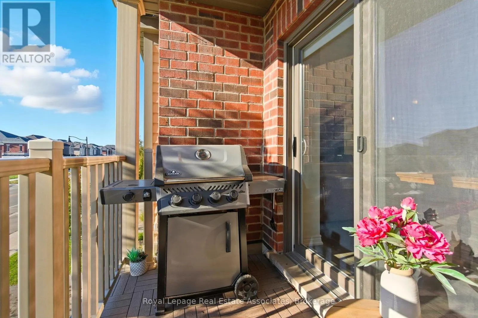 7 - 299 SKINNER ROAD
