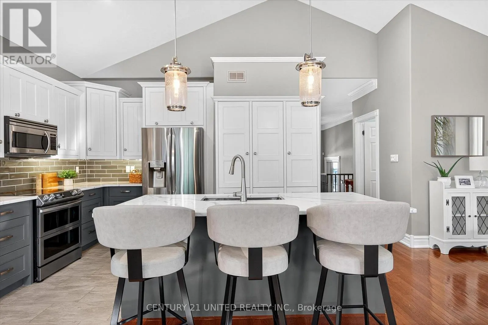 27 - 35 BRINTON DRIVE, #27