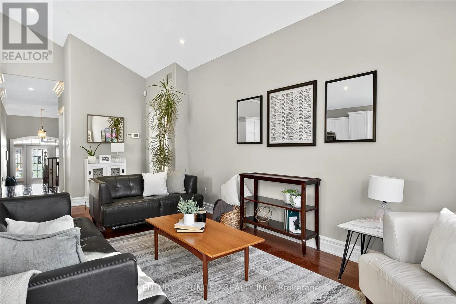 27 - 35 BRINTON DRIVE, #27