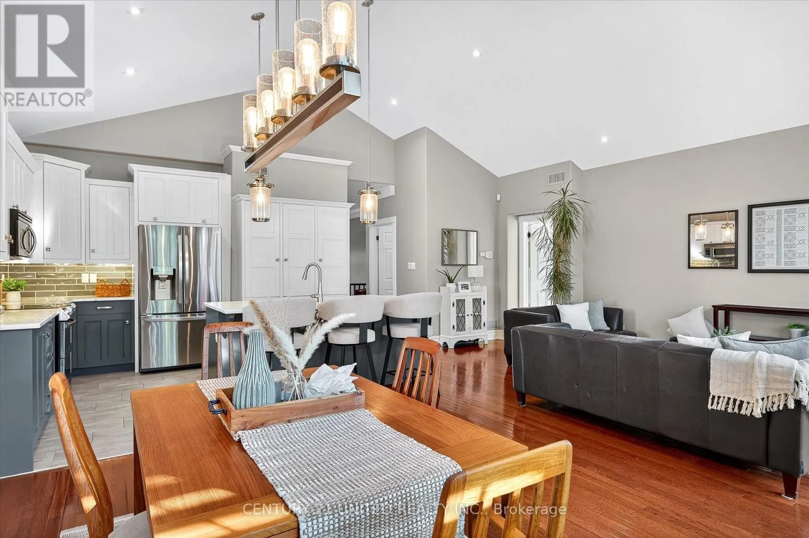 27 - 35 BRINTON DRIVE, #27