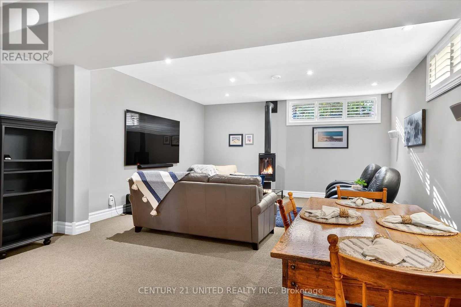 27 - 35 BRINTON DRIVE, #27