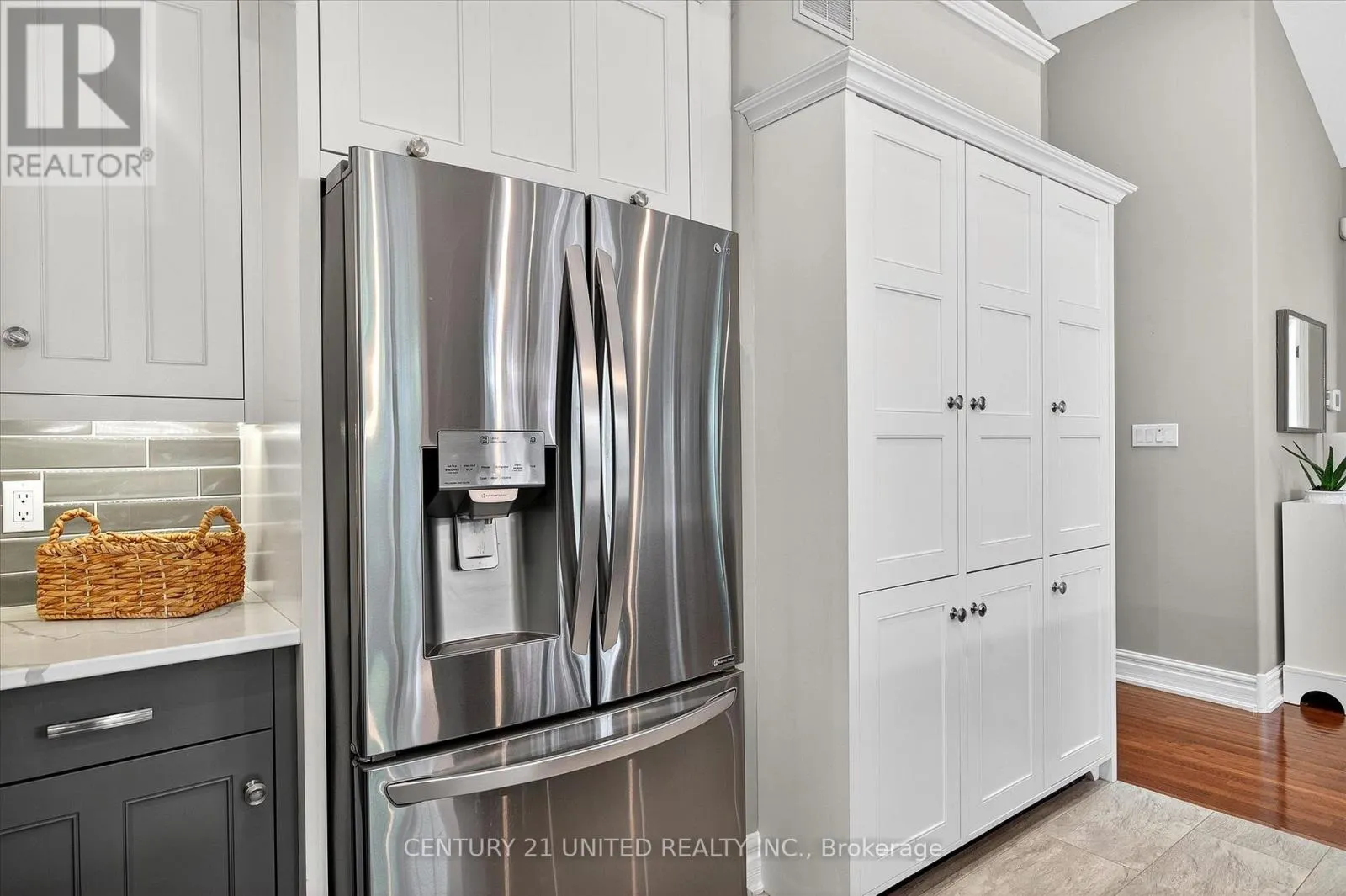 27 - 35 BRINTON DRIVE, #27