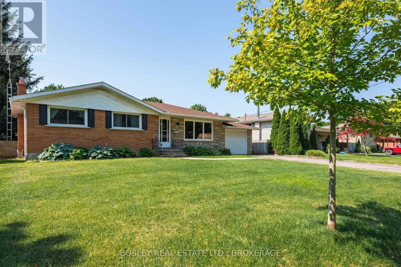 60 ROYAL MANOR DRIVE
