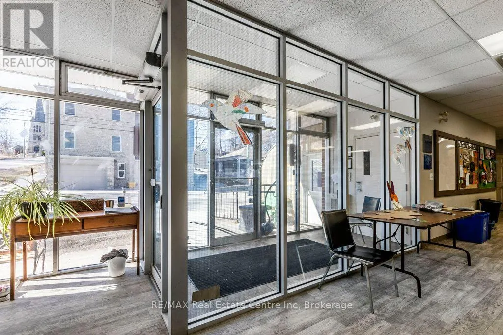 280 ST PATRICK STREET W