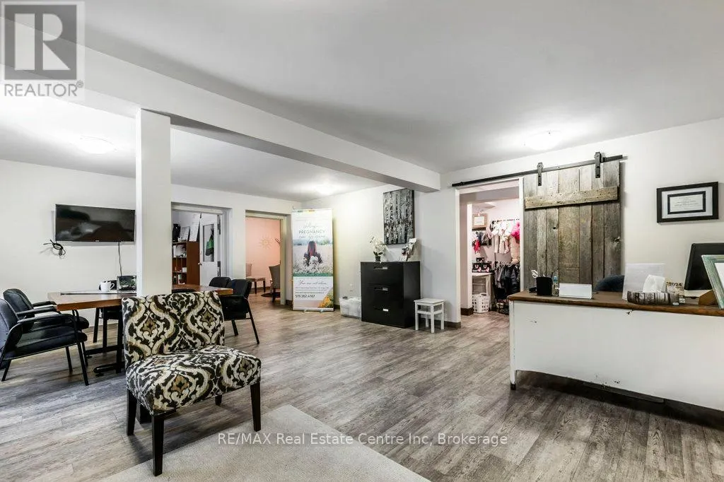 280 ST PATRICK STREET W