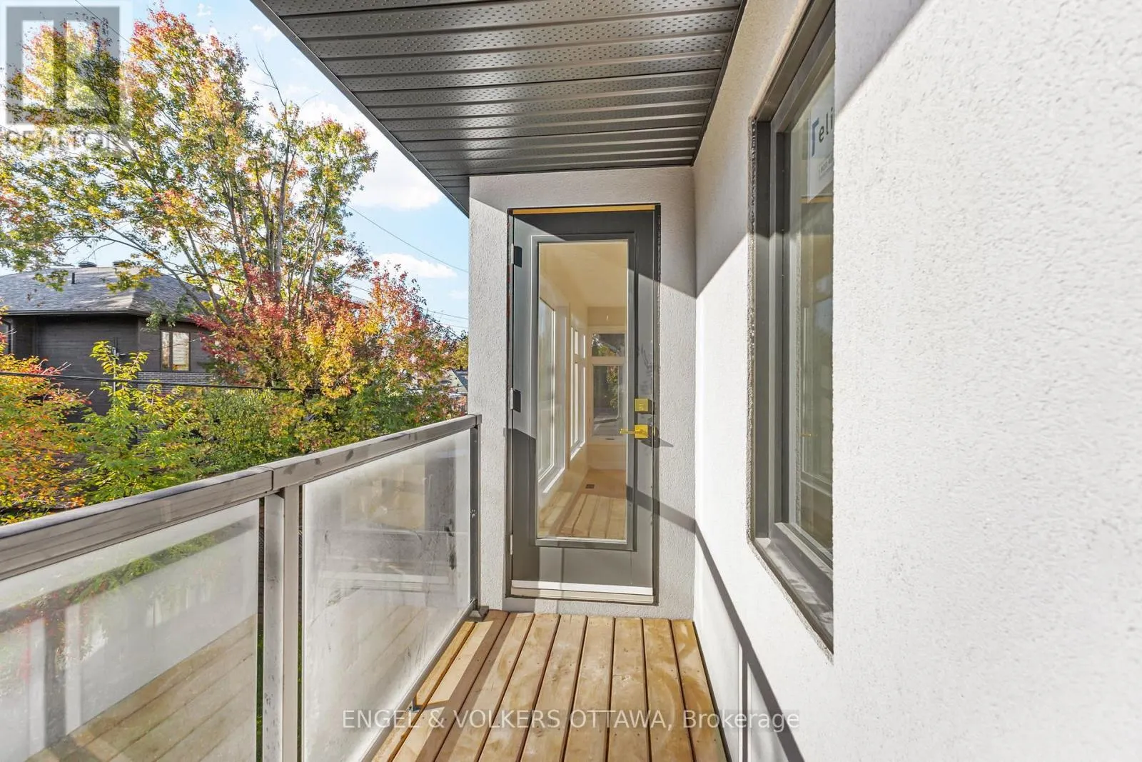48 MCNAUGHTON AVENUE