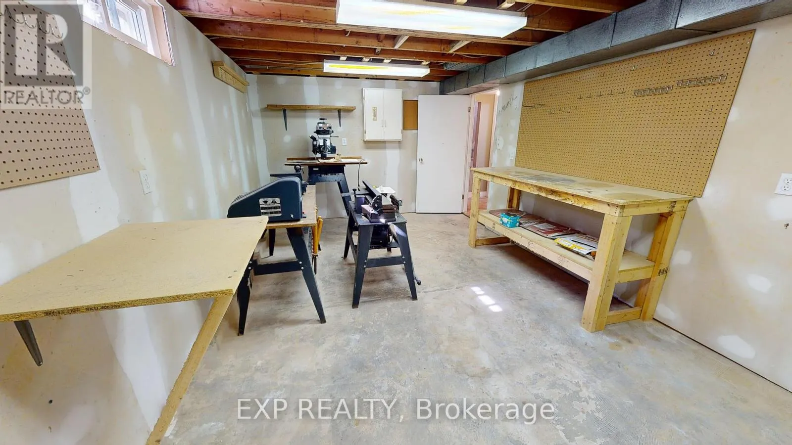3312 ADDISON AVENUE