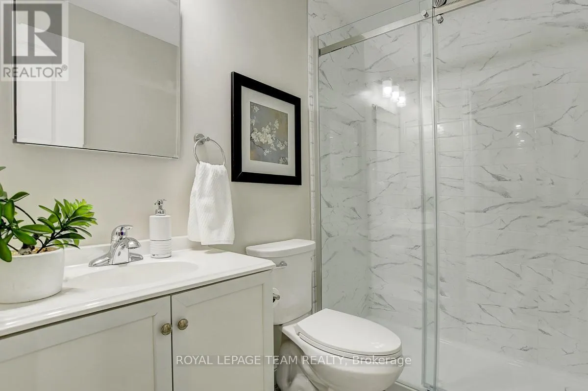 879 PERCIVAL CRESCENT