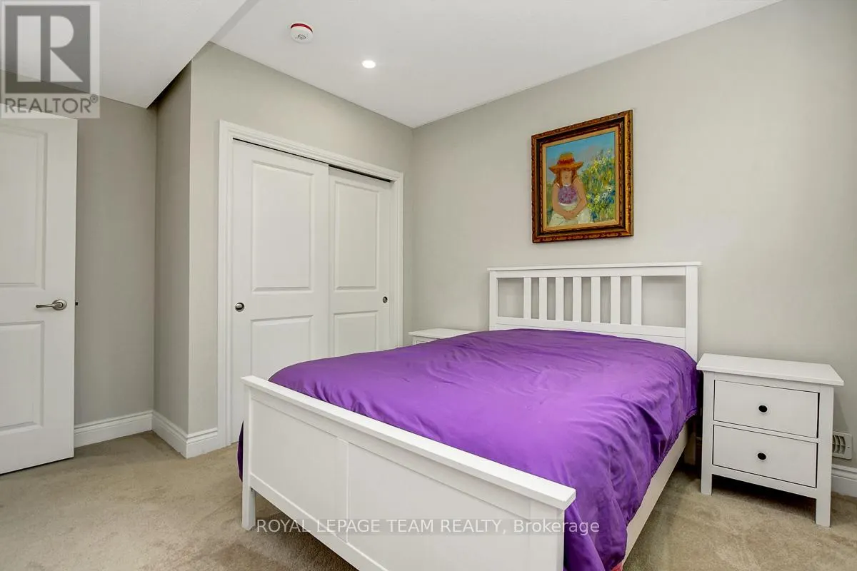 879 PERCIVAL CRESCENT