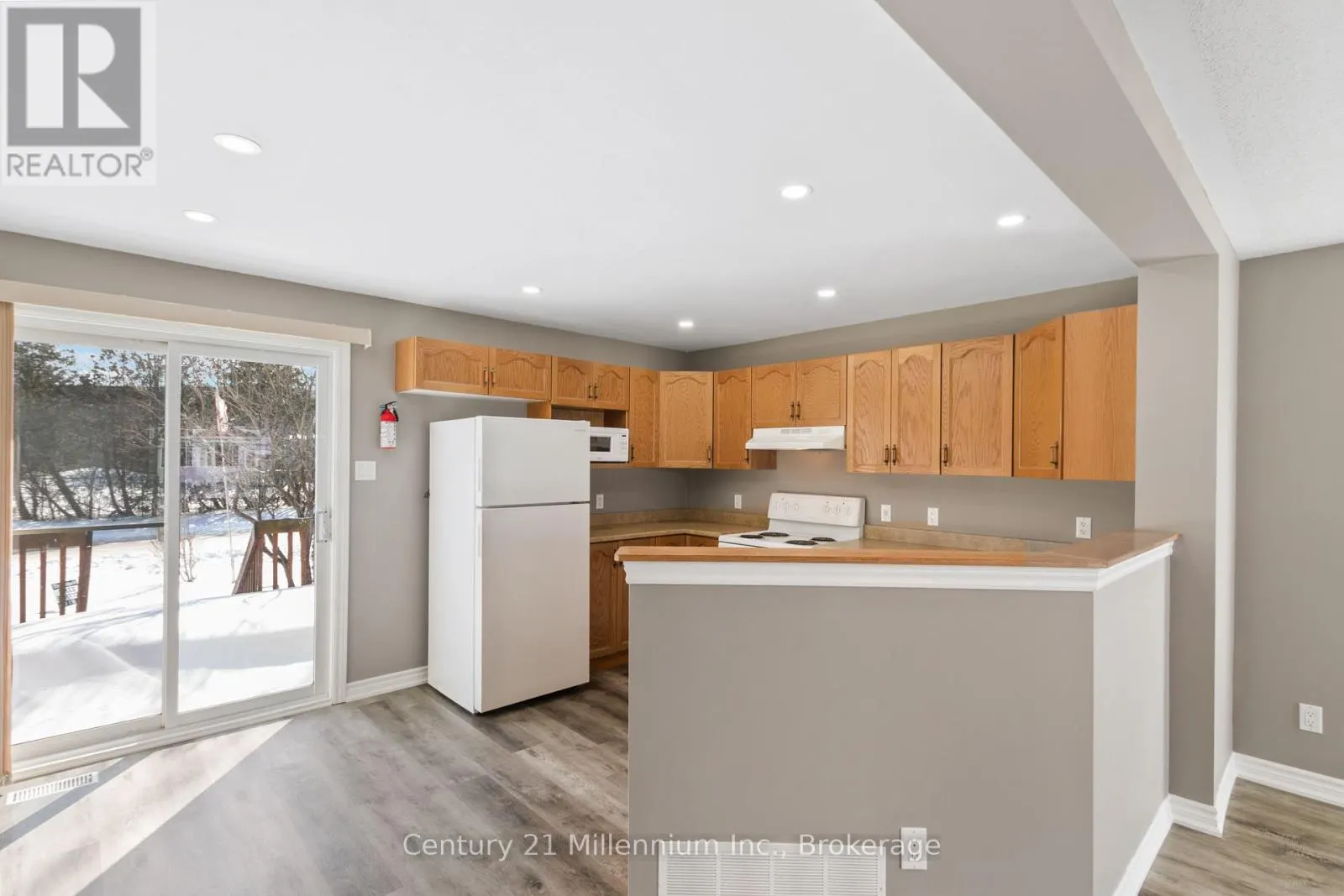 33 BIRCHWOOD COURT