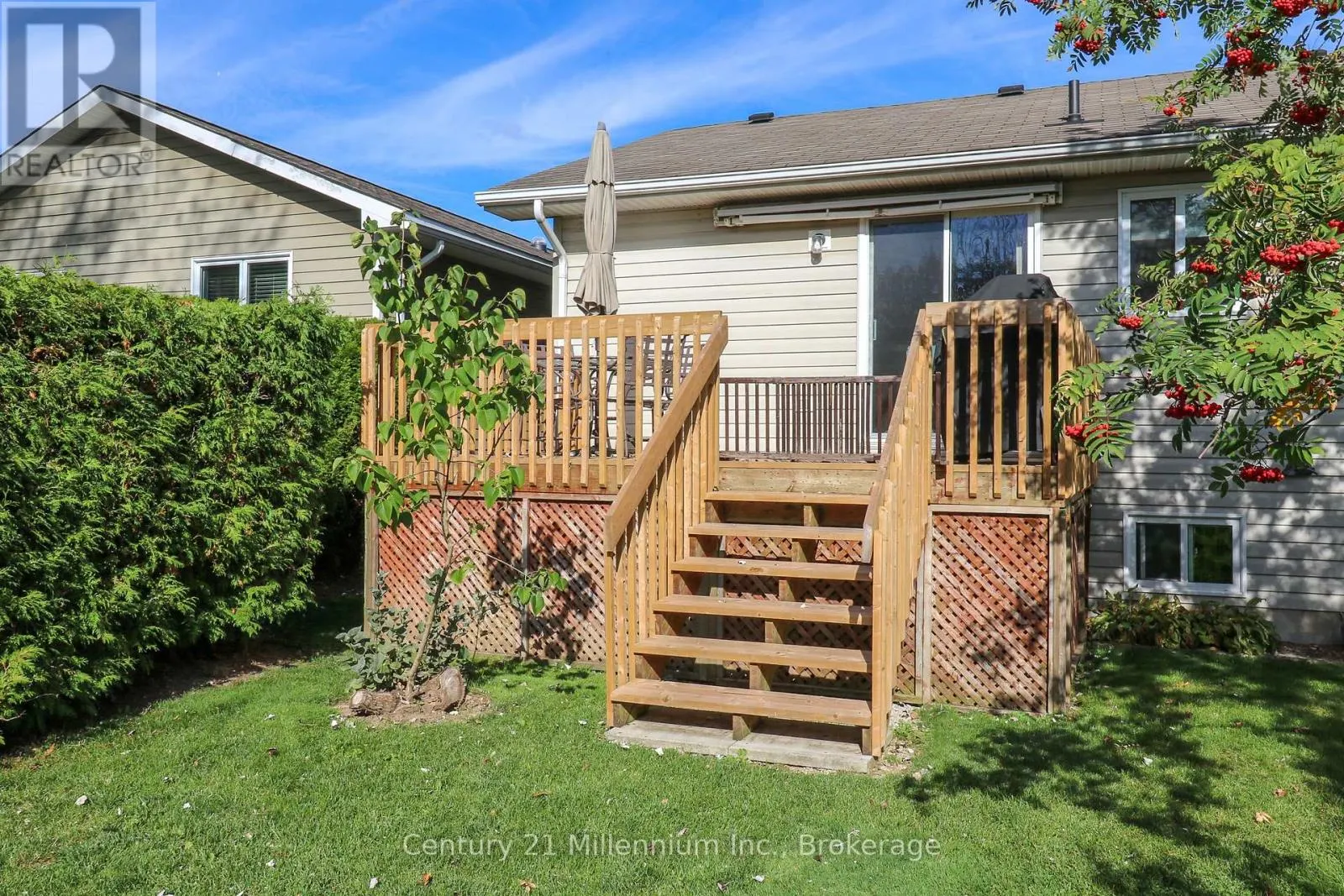 33 BIRCHWOOD COURT