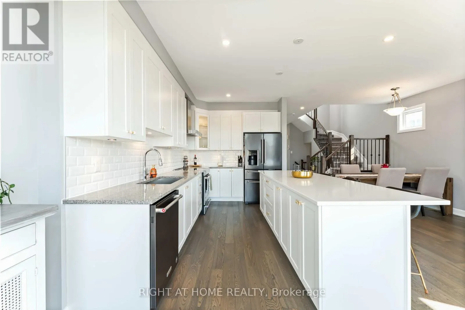 177 BANDELIER WAY